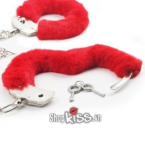 Còng tay kim loại bọc bông kích thích mua hàng ngay