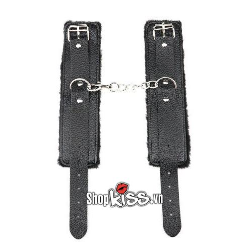 Khóa tay da – Đồ chơi bạo dâm